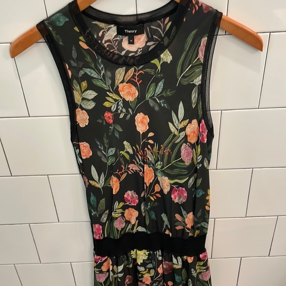 Theory, silk, floral pattern dress, size Medium - Picture 5 of 8